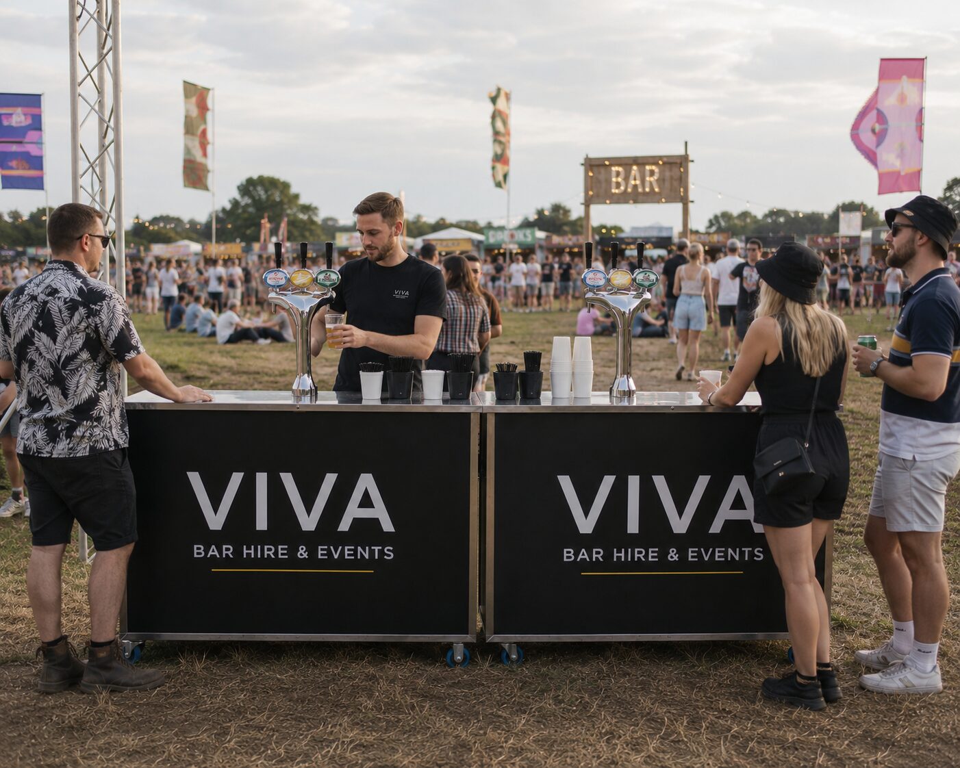 Festival bar off-peak